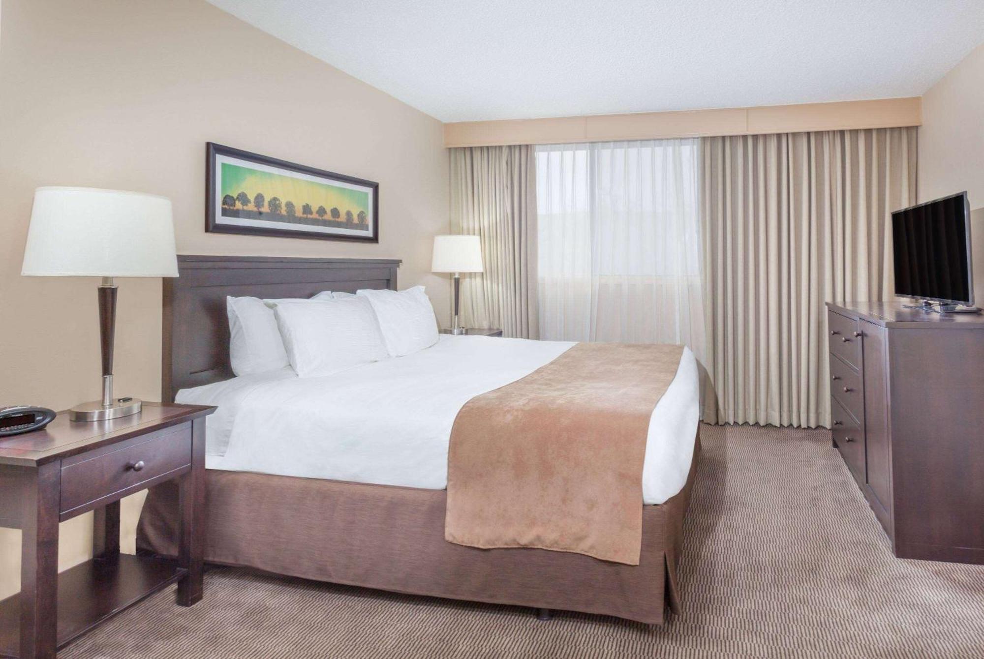 Hotel Baymont By Wyndham 3*