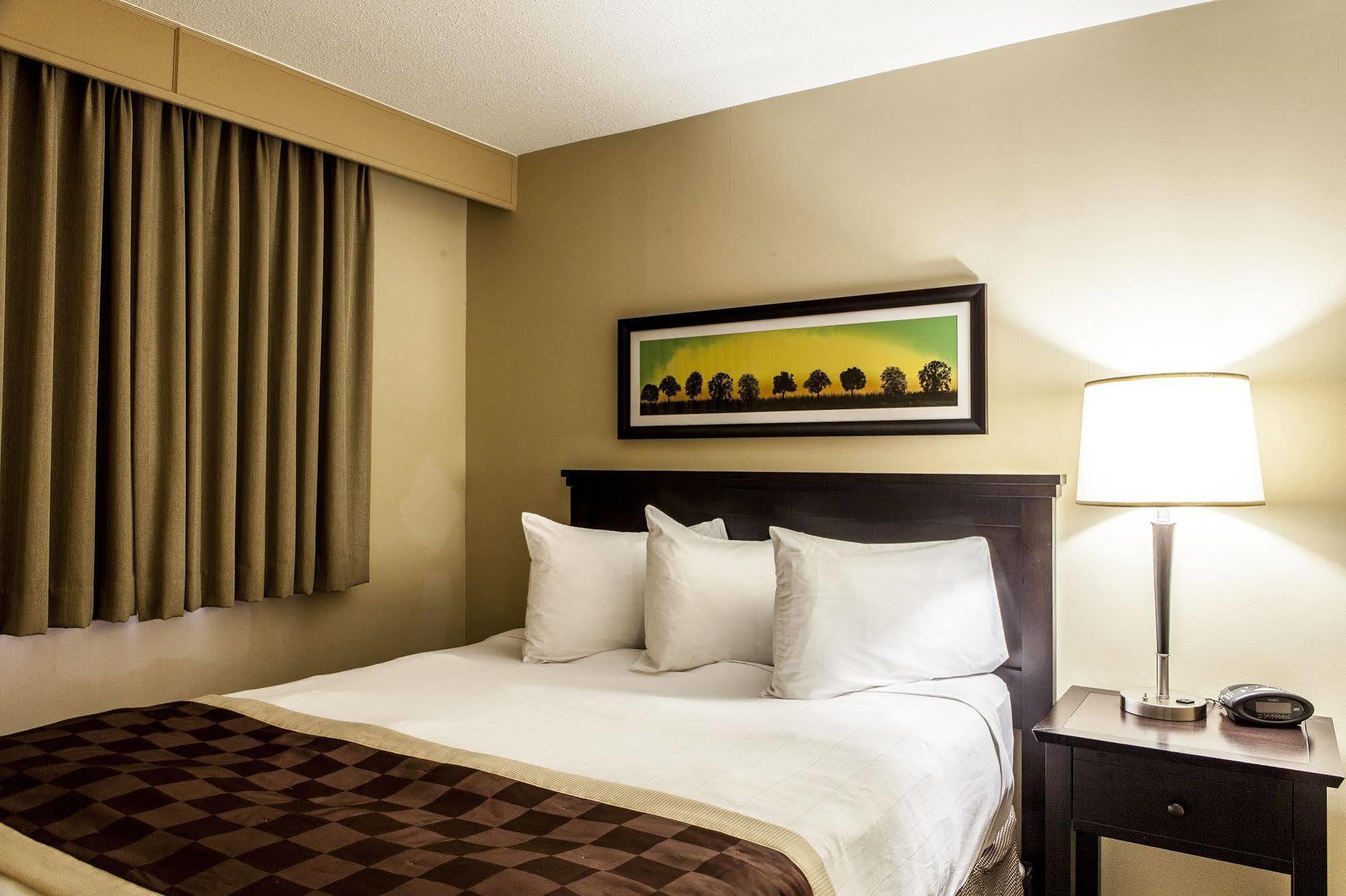 Baymont By Wyndham 3* Red Deer
